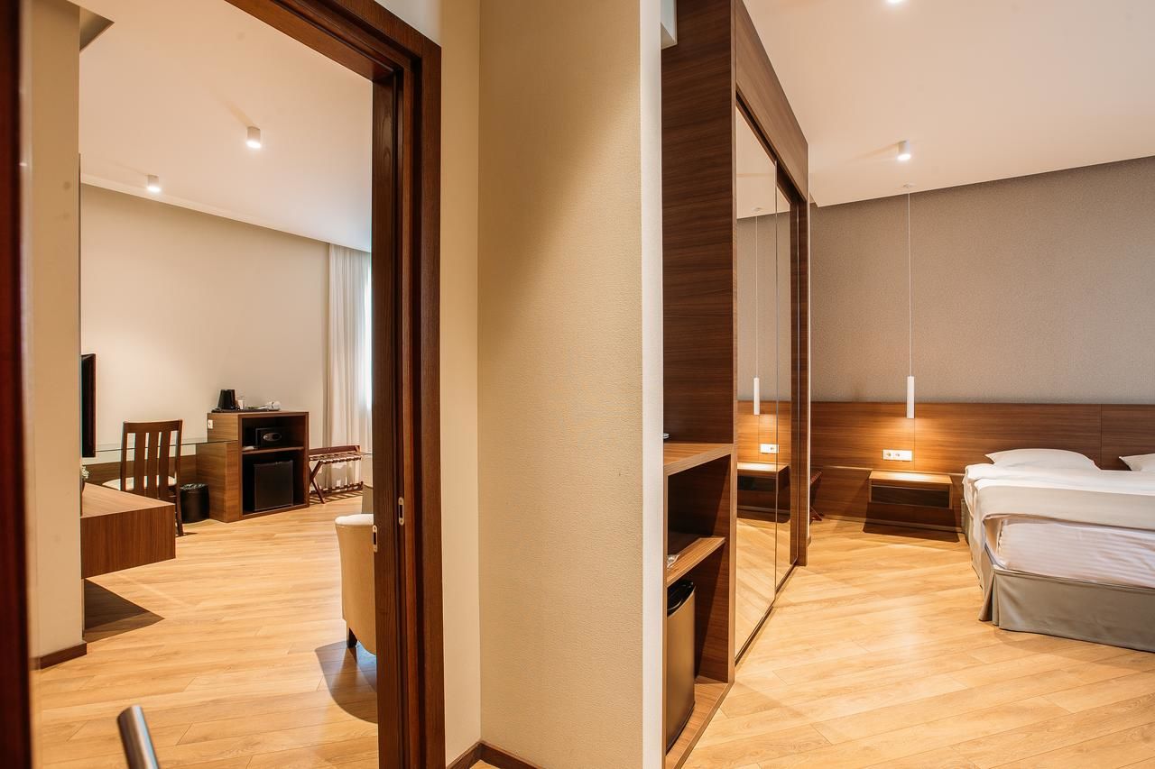 Отель Hotel Tbilisi Tower Тбилиси